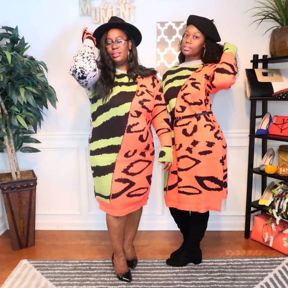 Zebra Print Sweater Dress w/out belt - Picture 6 of 8